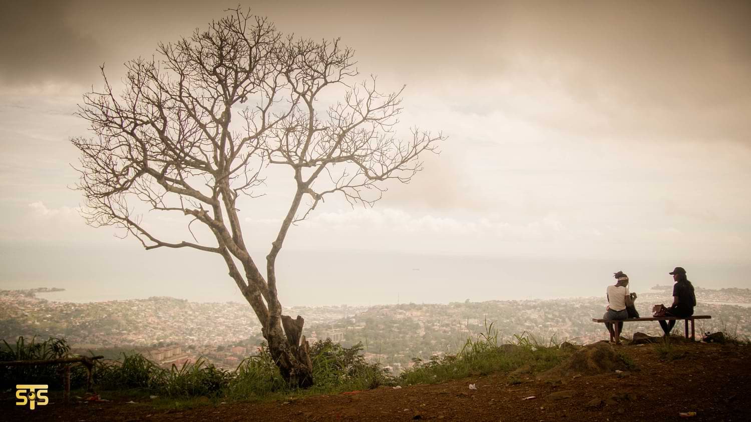 Foggy Leicester Peak - Sierra Leone